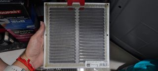 Rejilla metálica ventilación