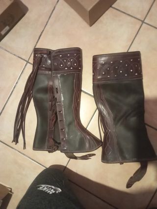 Botas de romería marrones