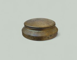 Caja hindú de latón Antigua -Unica
