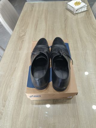 Zapatos de vestir Zara negros Talla 44