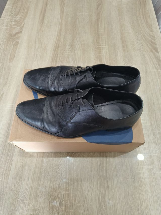 Zapatos de vestir Zara negros Talla 44