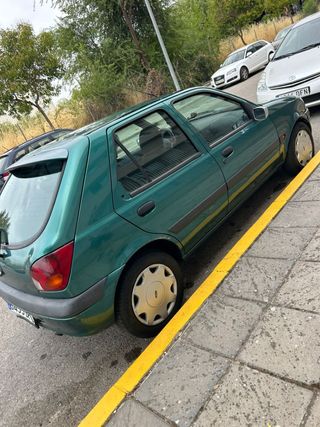 Ford Fiesta 2002