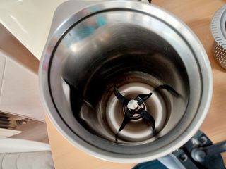 Thermomix TM21 con accesorios, 1,350 W.
