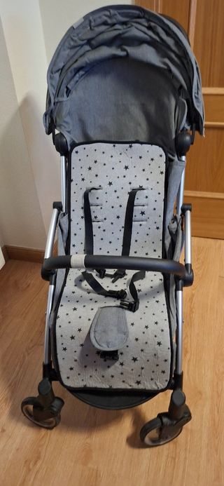 Silla de paseo plegable gris