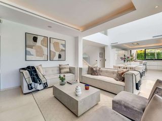 Chalet en alquiler en Los Naranjos - Las Brisas en Marbella