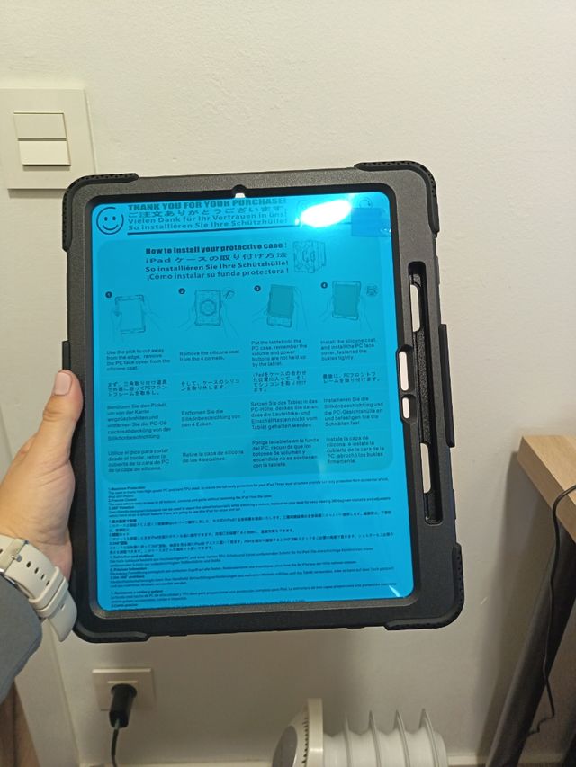 Custodia anticaduta per iPad Pro 13 con rotazione a 360°