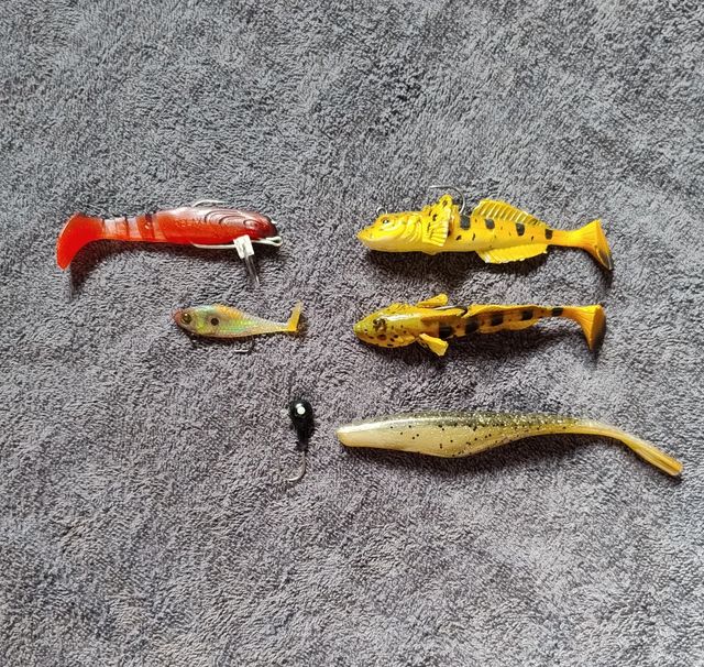 Set 5 esche artificiali da pesca in gel