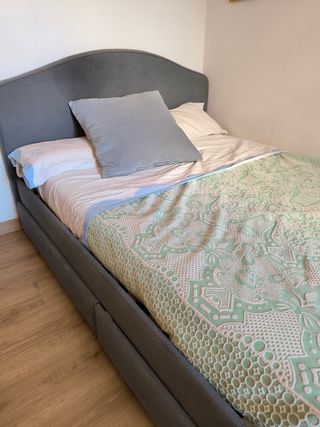 Lote Muebles Varios: Armarios, Cómoda, vitrinas