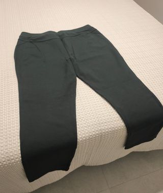 Pantalón de Punto Roma verde oscuro talla G amplia