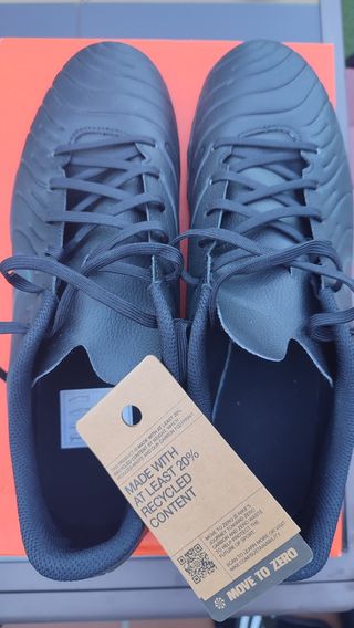 Botas de fútbol multitaco negras