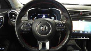 MG ZS 1.0T 111CV LUXURY 05/2023