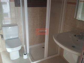 Chalet en alquiler en Universidad en Ourense