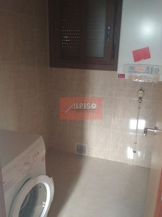 Chalet en alquiler en Universidad en Ourense