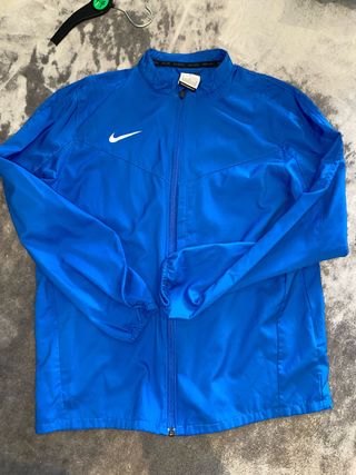 Cortavientos Nike Talla 10-12