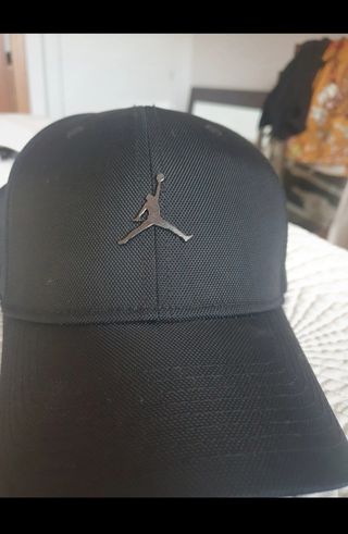 Gorra Jordan Negra Impermeable