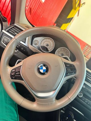 Volante completo, airbag y levas BMW F30 