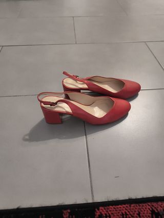 Sandalias de piel auténtica rojas
