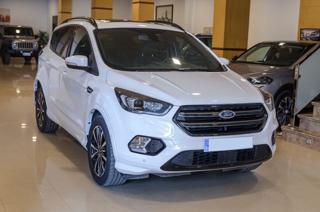 Ford Kuga 1.5 EcoB. S&S ST-Line 4x4 Aut. 176