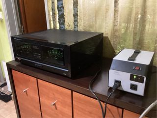 Amplificador Onkyo M-504 Preto