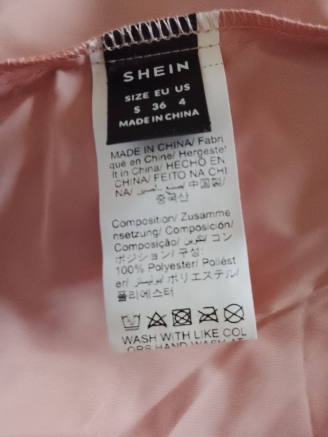 Key-way rosa SHEIN e borsetta CARPISA beige.