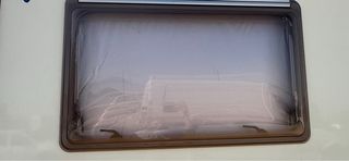 Ventana abatible caravana/autocaravana