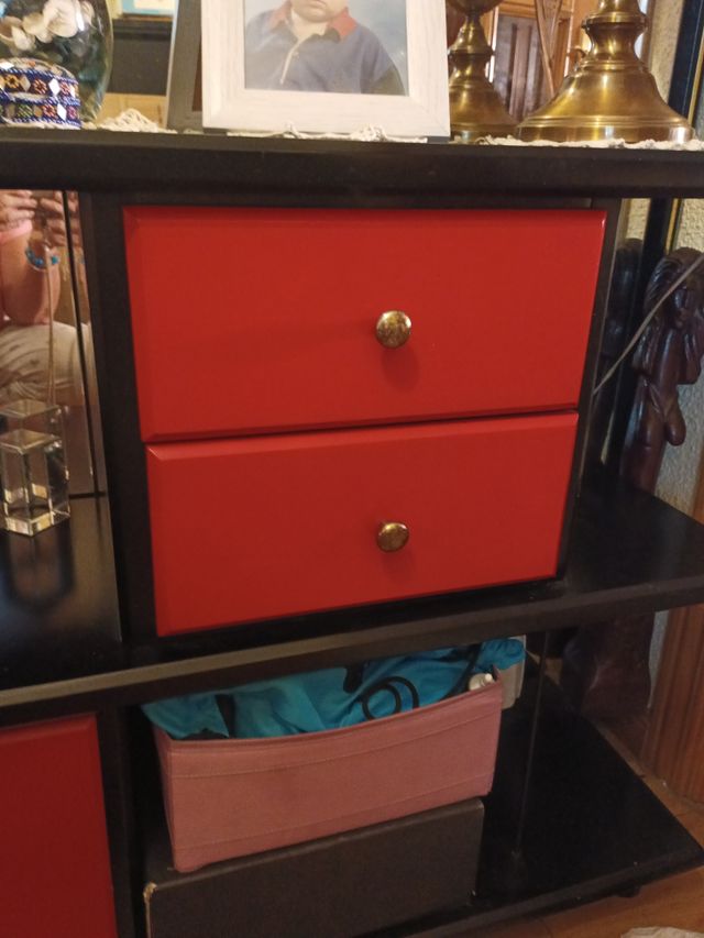 Mueble recibidor con espejo y cajones