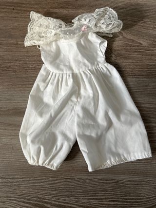 Mono/Vestido Blanco Muñeca Famosa 150 nancy