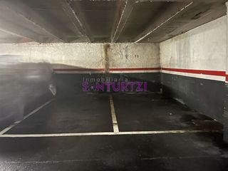 Garaje en venta en Santurtzi