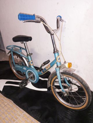 Bicicleta BH infantil azul antigua