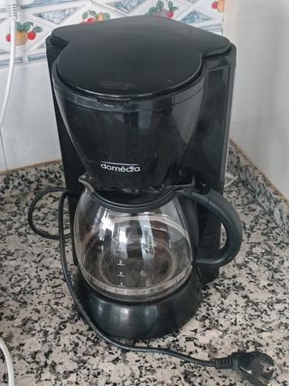 Cafetera Domedia Negra