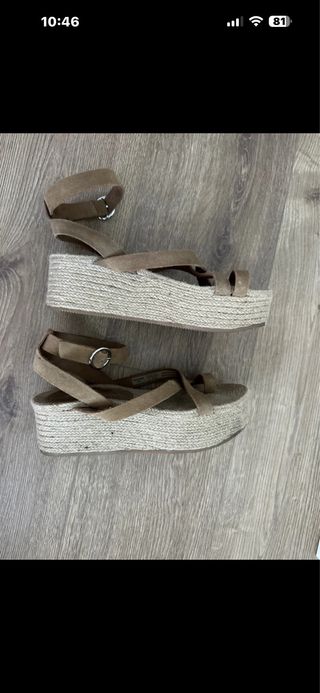 Sandalias Pull&Bear esparto marrón