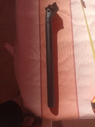 Tija de sillín de carbono de 31x40