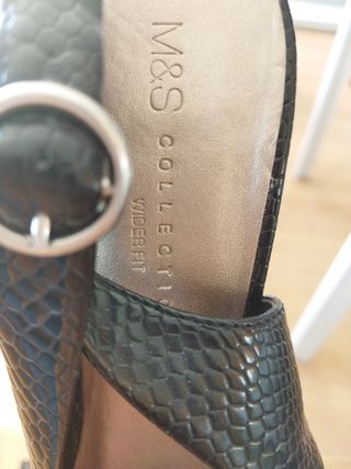 Zapatos M&S Collection Negros