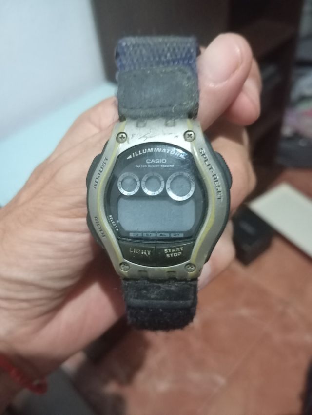 Reloj Casio Forester FT-500WC-1BV