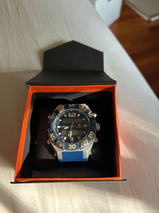 Reloj Marea Azul y Plateado