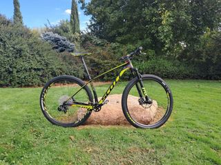 Bicicleta Scott Scale Montaña