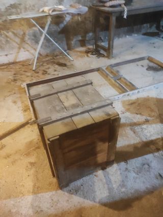 Caja de madera antigua