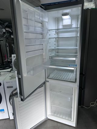 Nevera Combi Electrolux con Garantía transporte 