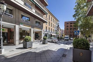 Oficina en venta en San Matías - Realejo en Granada