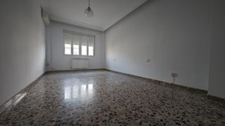 Piso 4 hab. 1ª planta sin ascensor