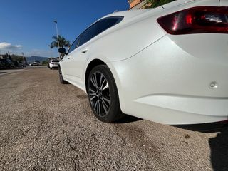 Renault Talisman Initiale Paris 160CV Twin Turbo