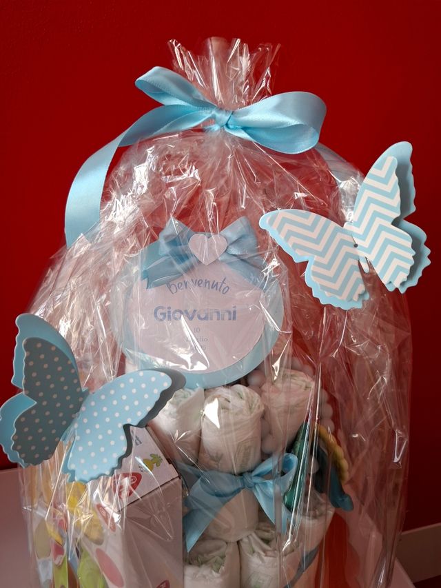 Torta di pannolini personalizzata nascita