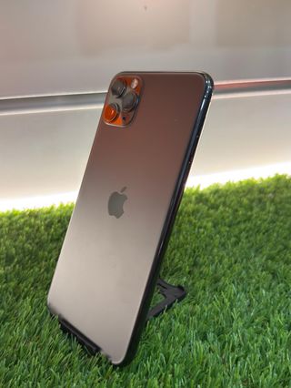 iPhone 11 Pro Max 256GB Gris Batería 83%
