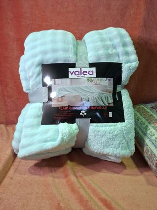 Manta sofá 220x240 sherpa verde menta