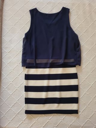 Vestido ajustado azul y blanco