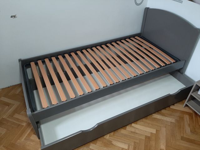 Cama individual con cajón