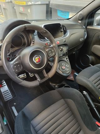 Abarth 595 2019