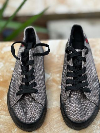 Zapatos plateados con plataforma Talla 38
