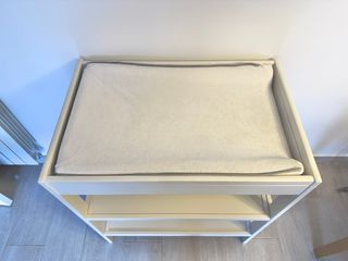 Cambiador Bebé Ikea + Colchón y Funda