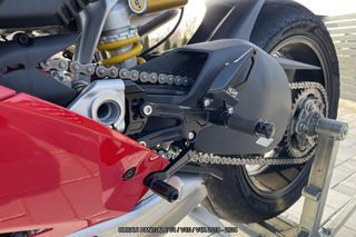 Estriberas retrasadas DUCATI PANIGALE V4 2018 2024